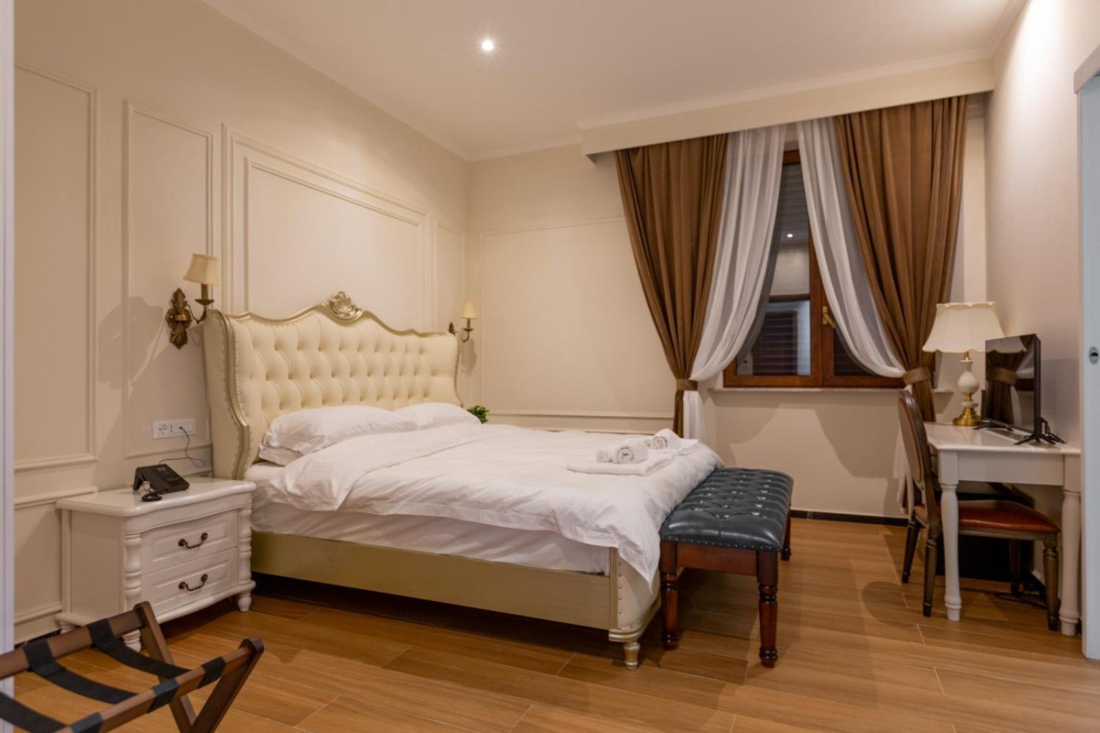 Modi Hotel Ліворно Екстер'єр фото