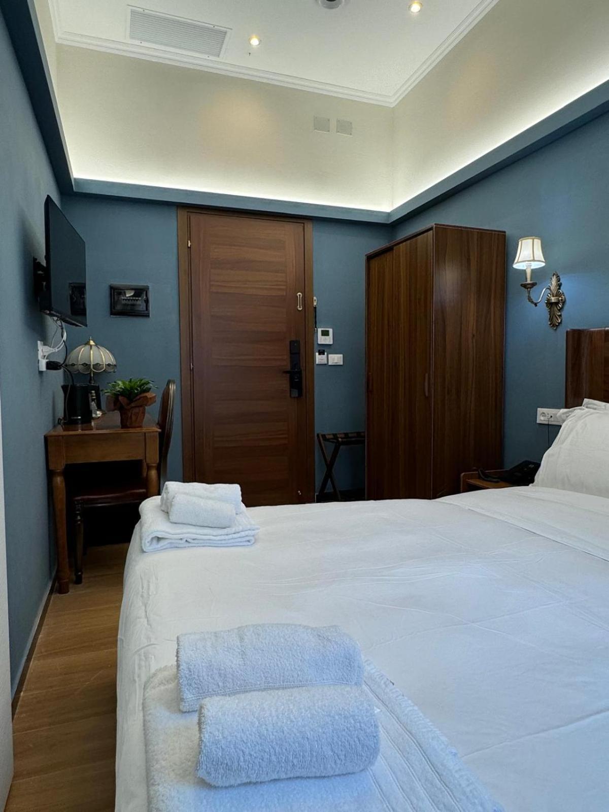 Modi Hotel Ліворно Екстер'єр фото