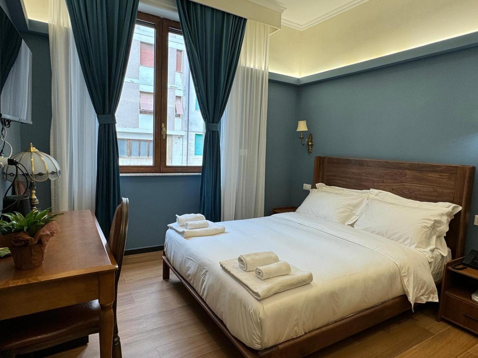 Modi Hotel Ліворно Екстер'єр фото