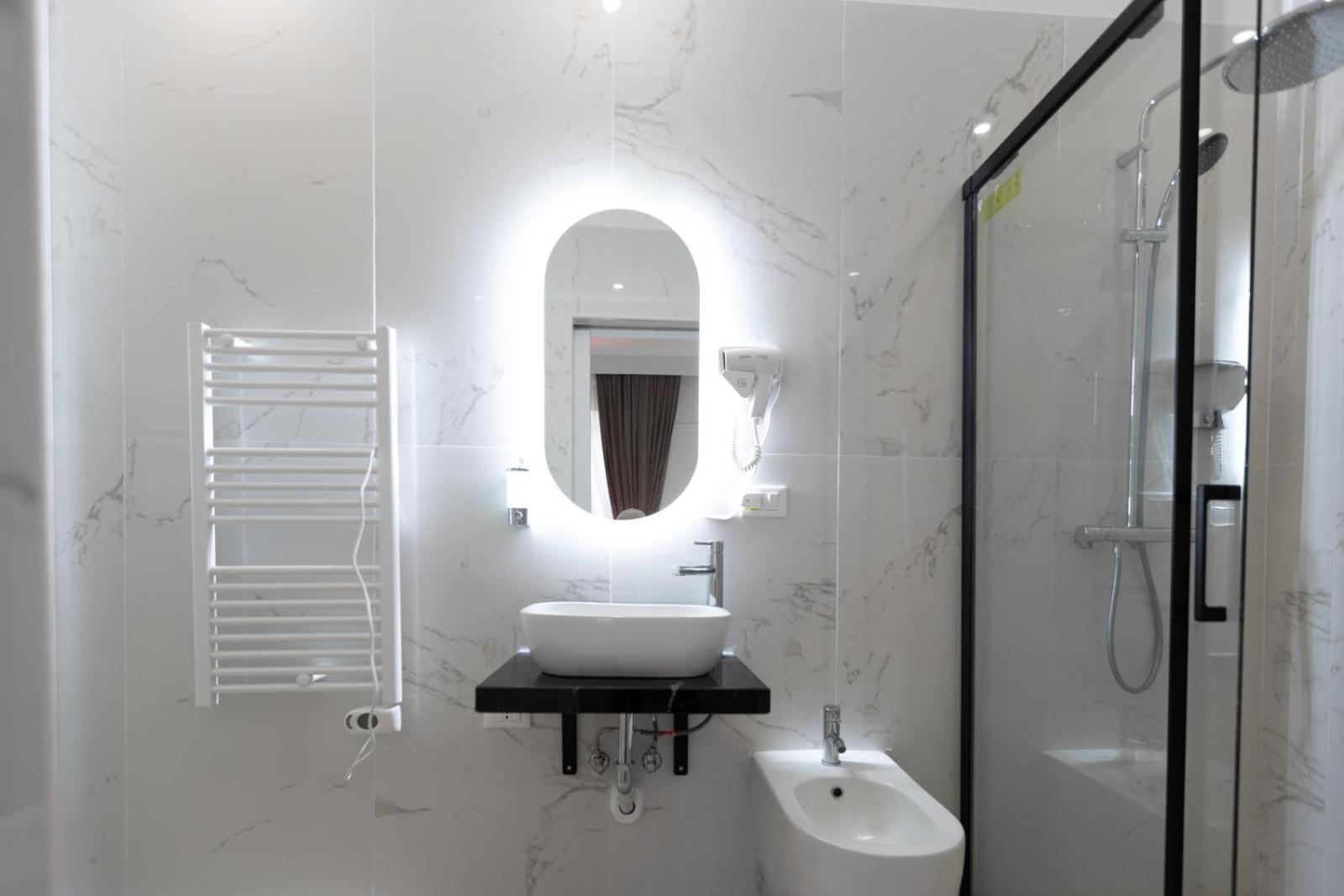 Modi Hotel Ліворно Екстер'єр фото